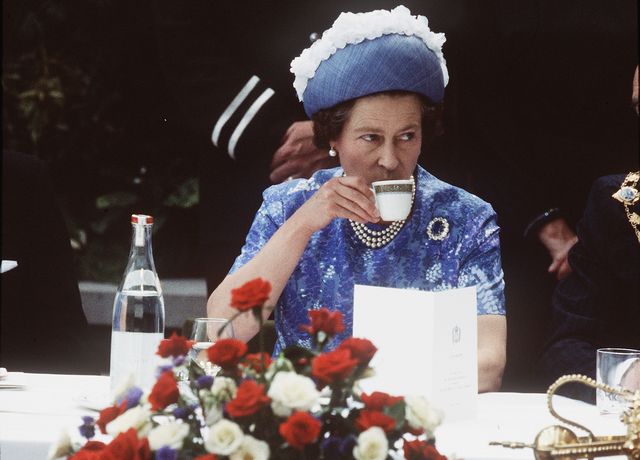 Rules the Queen and Members of the Royal Family Follow at Tea Time